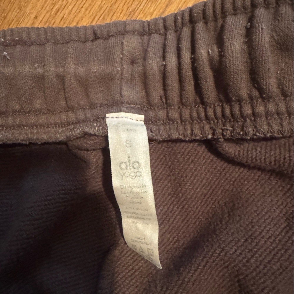 ALO Yoga Accolade Espresso Sweatpant - Picture 4 of 6